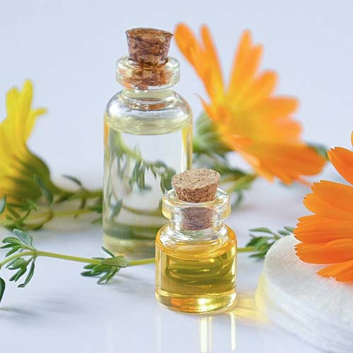 aromathérapie pot de crème composés aromatiques extraits de plantespharmacie Bellevue